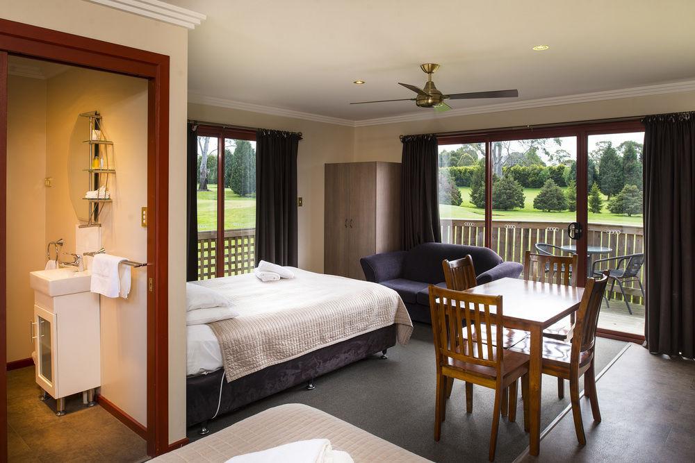 Tamar Valley Resort 4*
